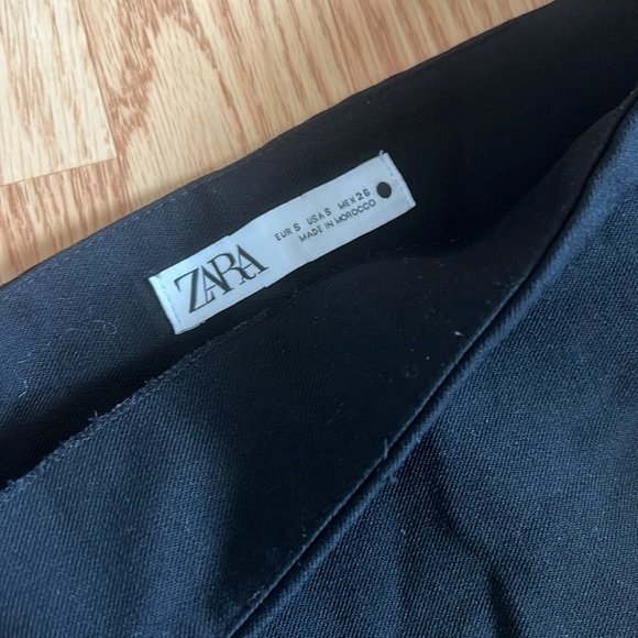 ZARA A-Line Mini Skirt - Picture 3 of 3